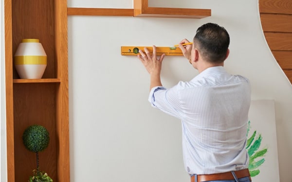 Consejos para decorar habitación con baldas